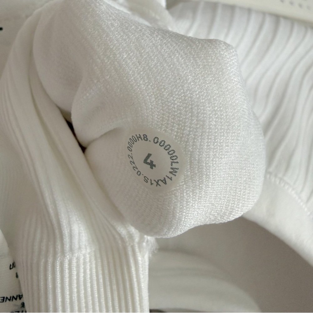 NWT Lululemon Ebb To Street Tank White Size 4 - Picture 5 of 8
